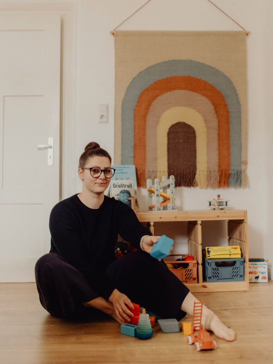 Sarah Naumann, Elterncoach von mama needs